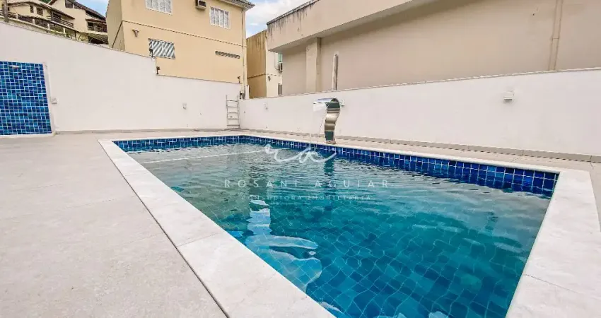 Casa de alto padrão em condomínio na Freguesia - Jacarepaguá