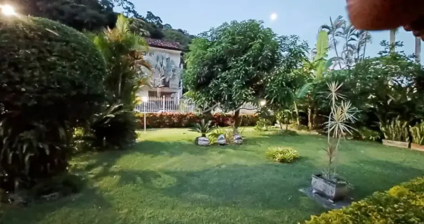 Casa duolex em condomínio na taquara - 5 quartos sendo 2 suites jacarepaguá