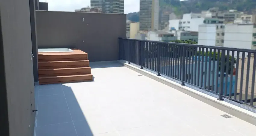Cobertura duplex na Tijuca com piscina, 3 quartos próximo ao Metro