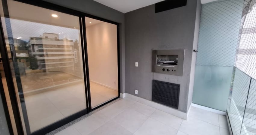 Apartamento com 3 quartos na Freguesia
