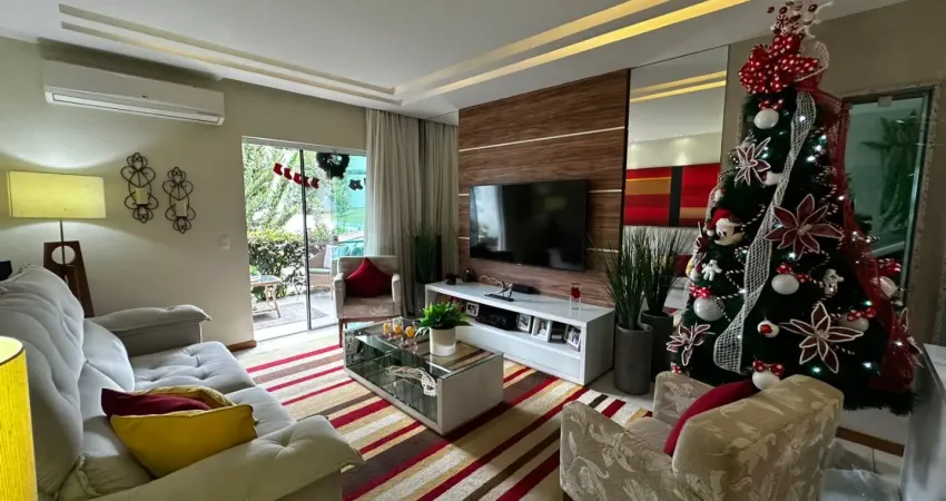 Linda casa em condominio fechado na freguesia com 177m2 e 4 lindas suites