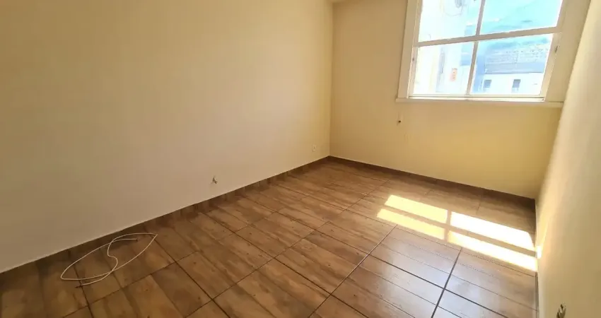 Apartamento aconchegante no Catete quarto e sala com 37m2, próximo ao Largo do Machado