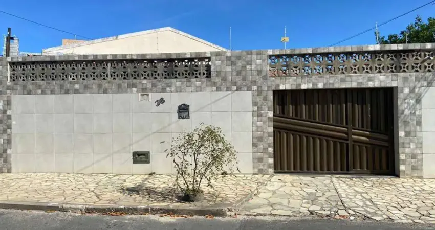 Casa com 3 quartos à venda na Rua José Pacheco, S/N, Jabotiana, Aracaju