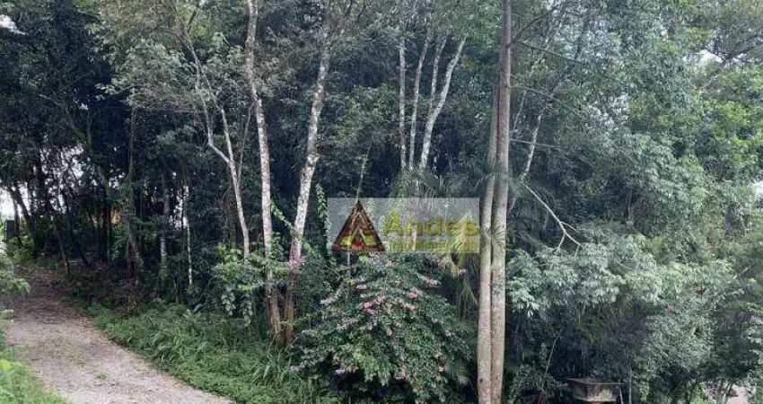 Terreno à venda na Serra da Cantareira, Mairiporã 