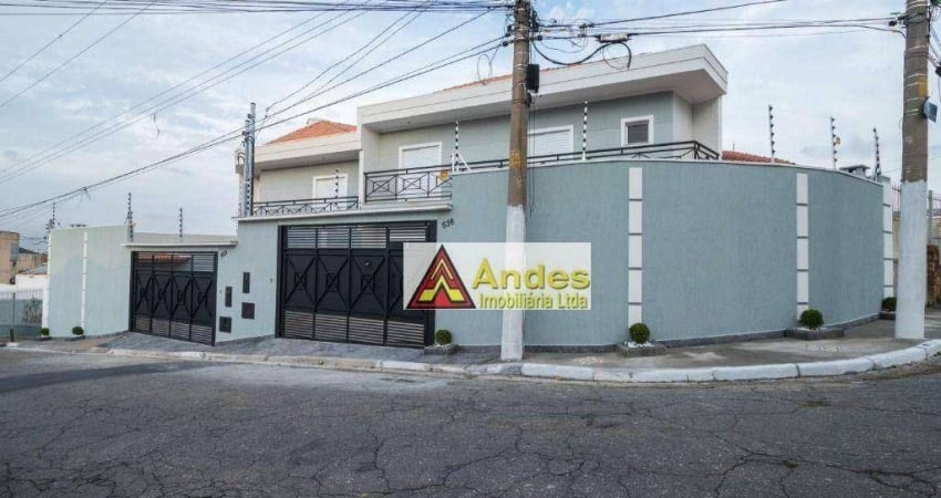 Sobrado Novo com 3 dormitórios 2 suiteem excelente local