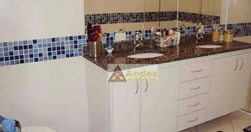 Casa com 4 quartos à venda na Rua Nabuco de Araújo, Santa Teresinha, São Paulo