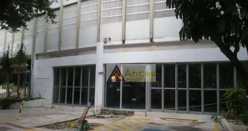 Prédio com aproximados 228 m²,ideal para concessionárias em braz leme - santana