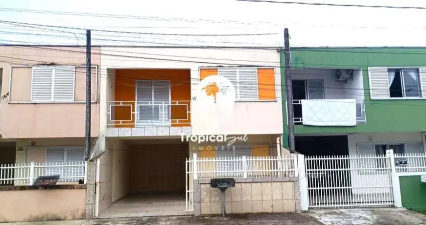 Sobrado à venda, a 450 metros do mar em  shangri-lá, pontal do parana - pr