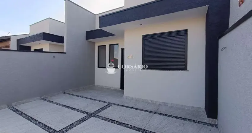 Casas novas com suíte e piscina em Shangri-lá