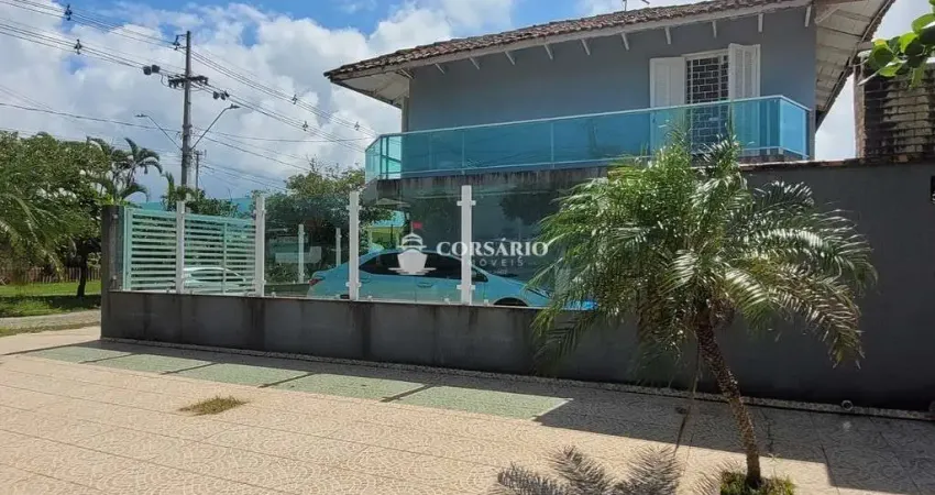 Sobrado de esquina com 3 dormitórios