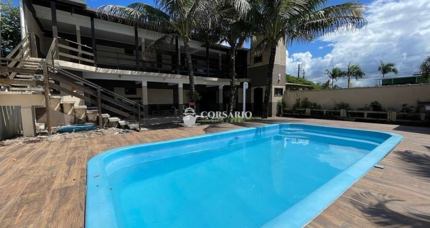 Sobrado com Piscina no Beltrami