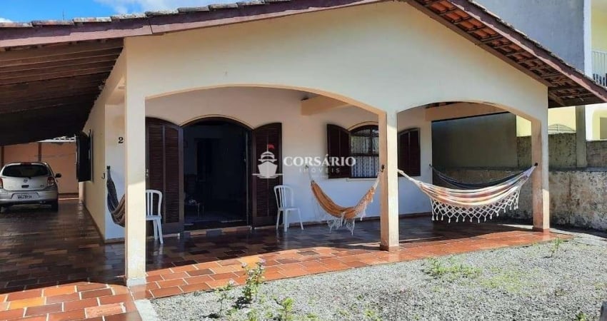 Casa 3 dormitórios próxima do mar Ipanema