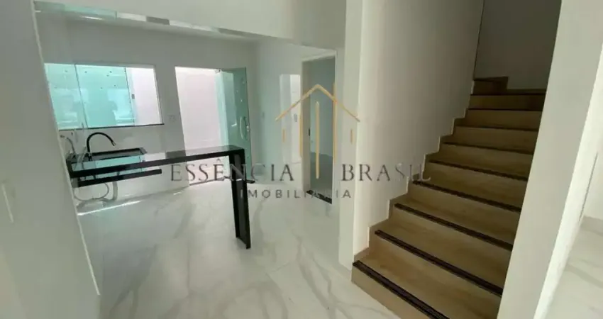 OPORTUNIDADE EXCELENTE – Casa Duplex Nova