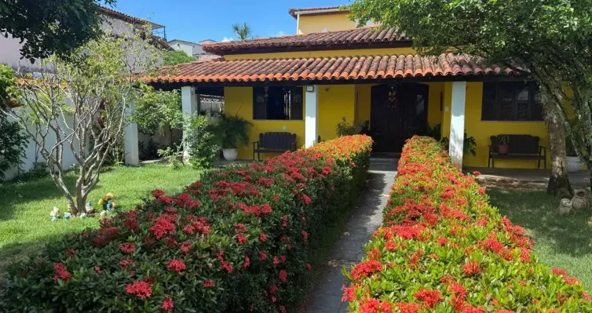 Excelente casa à venda em rua tranquila no bairro do imbuí - oportunidade