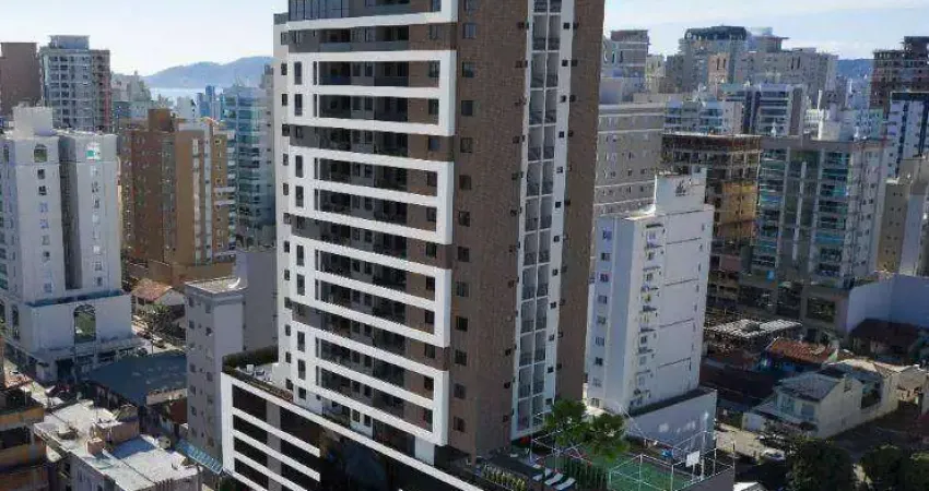 Apartamento na praia com 3 dormitórios à venda, 120 m² por R$ 1.753.003 - Meia Praia - Itapema/SC