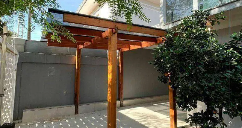 Sobrado com 5 dormitórios para alugar, 255 m²- Centro - Guarapuava/PR