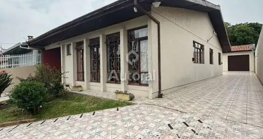 Casa com 3 quartos à venda na Rua Presidente Wilson, 498, Uberaba, Curitiba