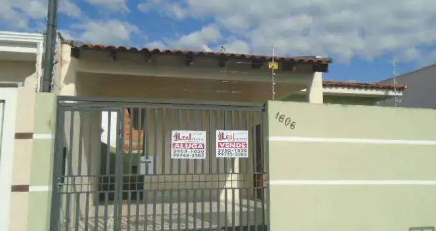 Casa para Venda em Presidente Prudente, PRUDENTINO, 3 dormitórios, 1 suíte, 1 banheiro, 2 vagas