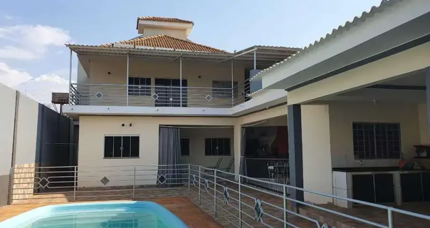 Casa para Venda em Paulicéia, CENTRO, 6 dormitórios, 1 suíte, 4 banheiros, 4 vagas
