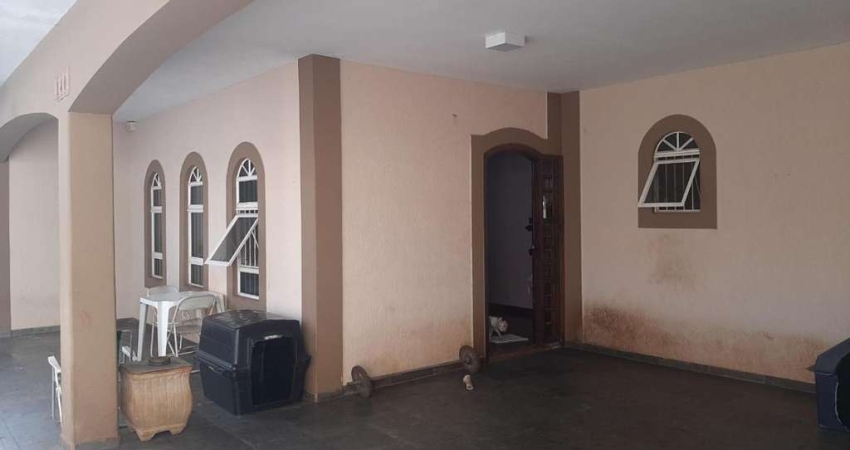 Casa para Venda em Presidente Prudente, DUBUS, 3 dormitórios, 1 suíte, 3 banheiros, 3 vagas