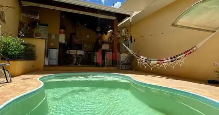Casa para Venda em Presidente Bernardes, VILA NOVA, 3 dormitórios, 1 suíte, 3 banheiros, 2 vagas