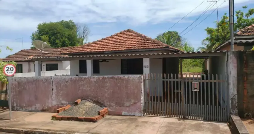 Casa para Venda em Santo Expedito, CENTRO, 2 dormitórios, 1 banheiro, 2 vagas