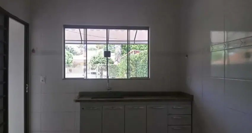 Casa para Venda em Regente Feijó, CENTRO (REGENTE FEIJÓ), 1 dormitório, 1 banheiro