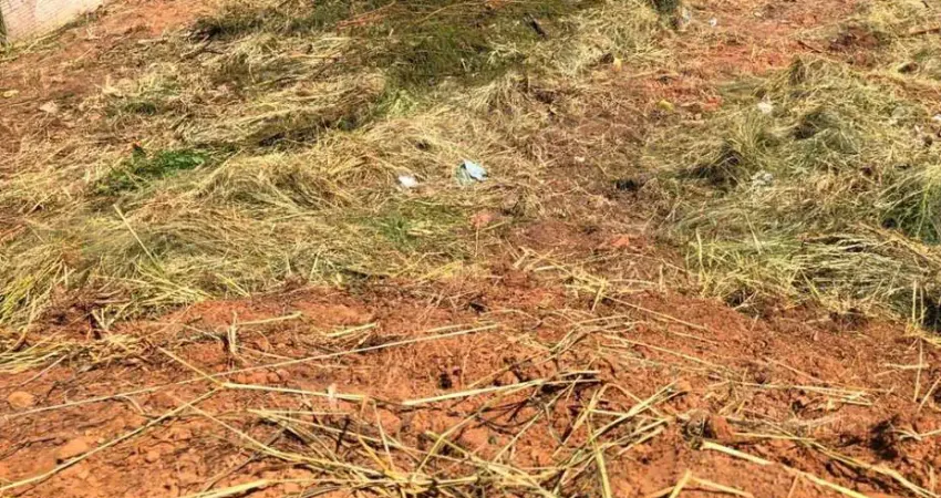 Terreno à venda na Avenida Ana Jacinta, Jardim Sabará, Presidente Prudente