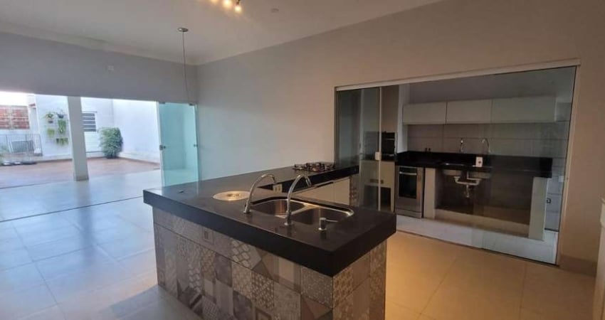 Casa para Venda em Presidente Prudente, SÃO JUDAS TADEU, 3 dormitórios, 1 suíte, 3 banheiros, 2 vagas