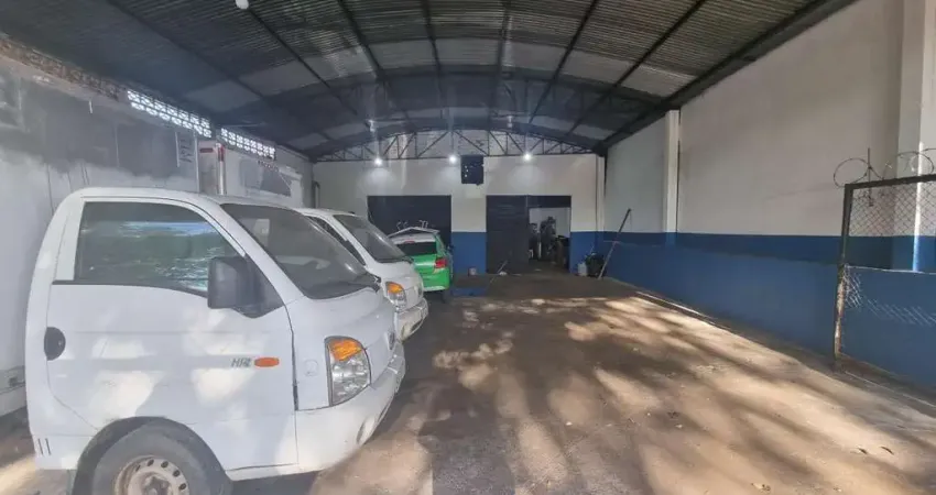 Salão Comercial para Locação em Presidente Prudente, VILA BRASIL, 2 banheiros
