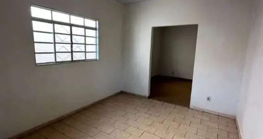 Casa para Locação em Presidente Prudente, AVIAÇÃO, 2 dormitórios, 1 banheiro, 1 vaga