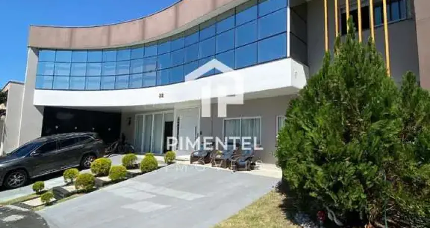 Casa duplex no forest hill com 04 suítes (02 master com closet) | semi mobiliada | climatizada | edícula com churrasqueira | piscina com deck e cascata