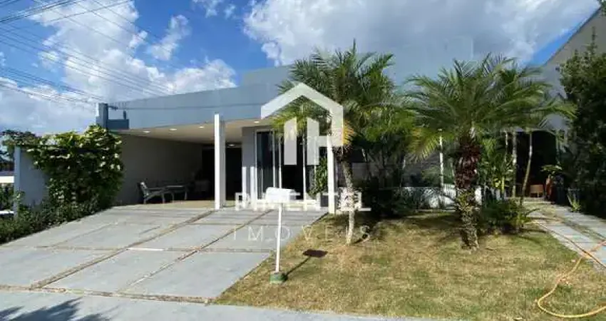 Casa na região da ponta negra com 05 quartos (sendo a suíte master com closet, 02 banheiros, spa com hidro e jardim privativo) | área gourmet integrada com piscina | salão de festas | jogos