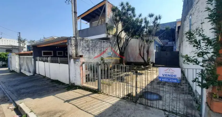 Casa para Venda em São Paulo, Vila Brasilândia, 1 dormitório, 1 banheiro, 2 vagas