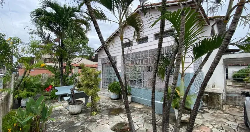 Casa com 4 quartos à venda no Farias Brito, Fortaleza 
