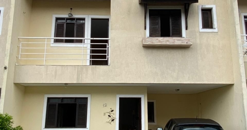 Casa Duplex em condomínio, 3 suítes Luciano Cavalcante