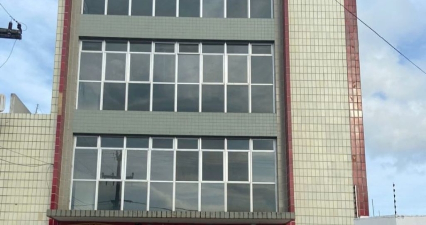 Prédio com 12 salas à venda no Centro, João Pessoa 