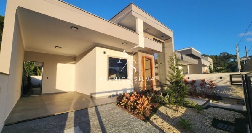 Casa com 3 quartos à venda na Servidão Albertina Clausen, 10, Forquilhas, São José
