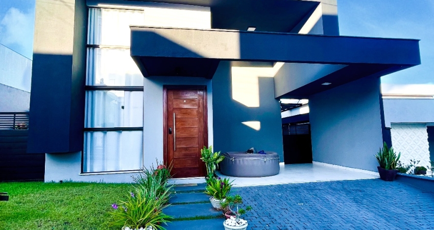 Excelente casa térrea com piscina no Condomínio Monte Carlo