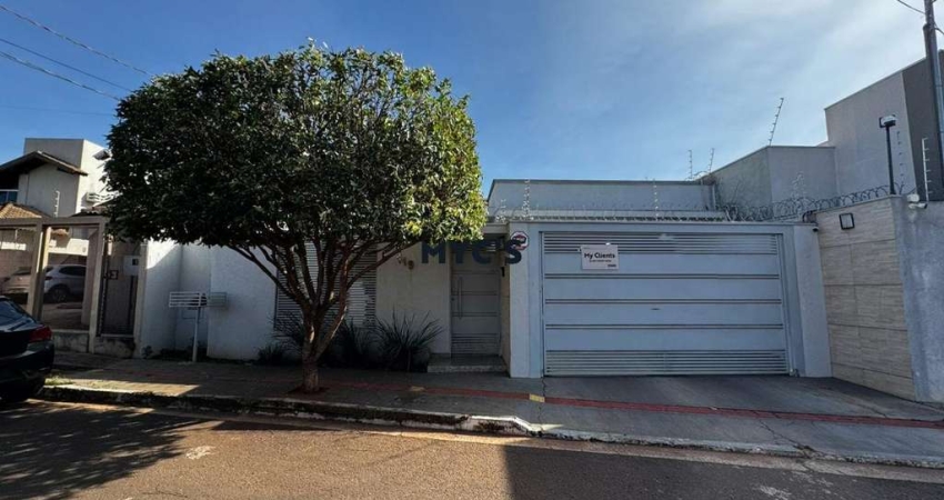 Casa Ampla com Área Gourmet e Piscina no Vilas Boas