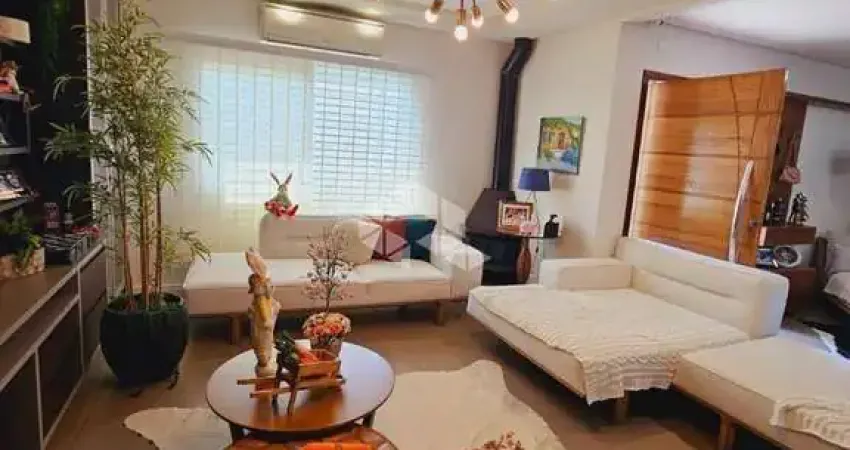 Casa de Alto Padrão em Ingleses do Rio Vermelho, Florianópolis
