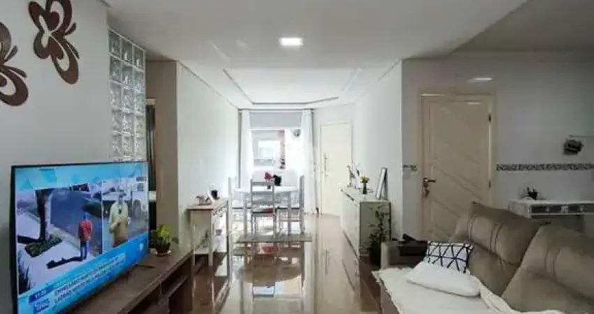 Sobrado com 3 Dormitórios e Suíte no bairro Ingleses com Localização Privilegiada!