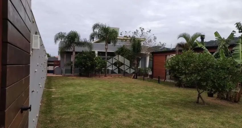 CASA COM 2DORMITÓRIOS/QUARTOS EM FLORIANÓPOLIS SC, BAIRRO SÃO JOÃO DO RIO VERMELHO Á VENDA POR R$ 1.100.000,00