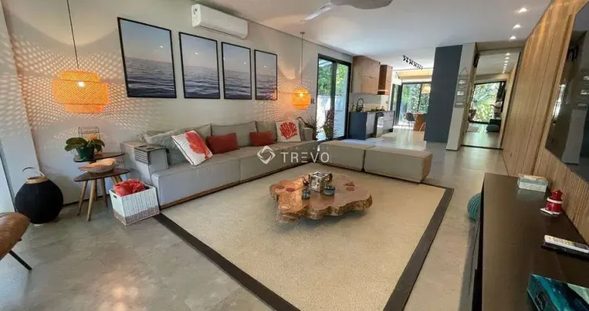 Casa à Venda com 5 suítes, 6 banheiros, 2 vagas e 209m² no valor de R$ 4.300.000