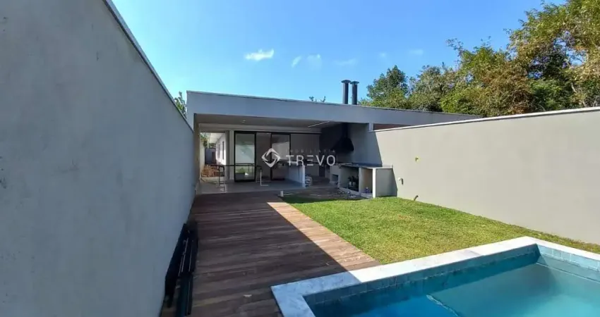 CASA TÉRREA À VENDA 3 DORM/2 WC/2 VAGAS/PISCINA EM BERTIOGA/SP