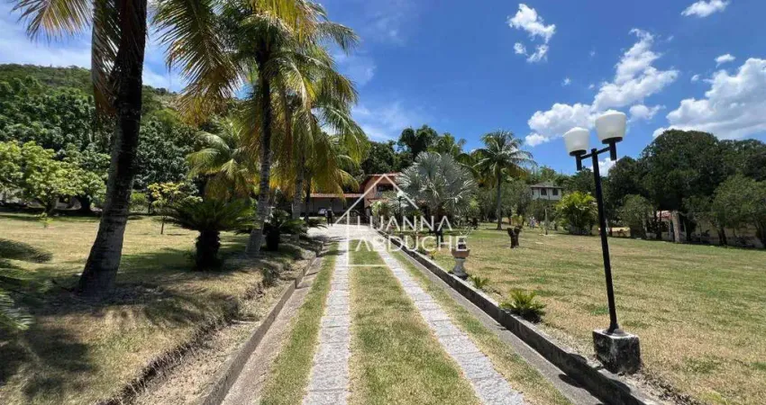 Sítio à venda em Itaipuaçu, 3600 m² por R$ 2.000.000 - Itaipuaçu - Maricá/RJ