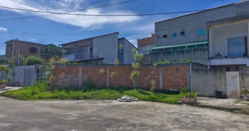 Terreno de 280m2 localizado na Est. do Cabuçu de Baixo