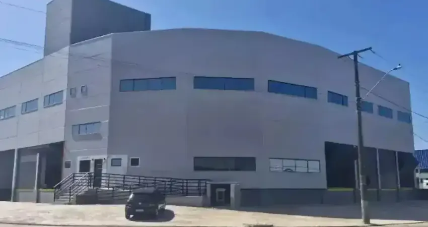 Galpão espaçoso com 1.542 m² de área construída, estrategicamente localizado na palhoça/sc