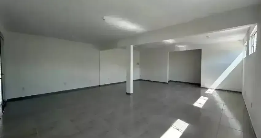 Sala comercial e 1 banheiro para alugar, 70 m² por r$ 2.300/mês são sebastião, palhoça - sc