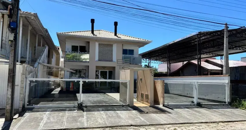 Apenas 430 mil! apartamento a venda com 02 quartos sendo 1 suite. no jardim eldorado, palh2oça, sc.